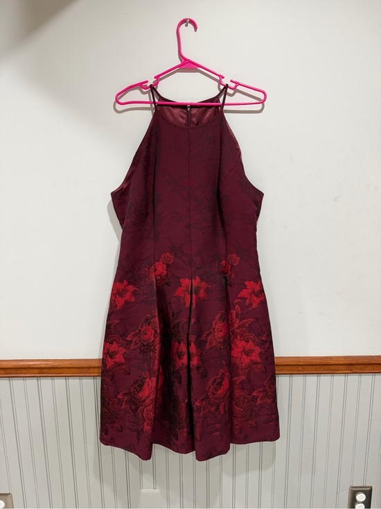 White House Black Market Dresses & Skirts - White House Black Market Sleeveless Wine Red Floral Jacquard Fit & Flare Dress